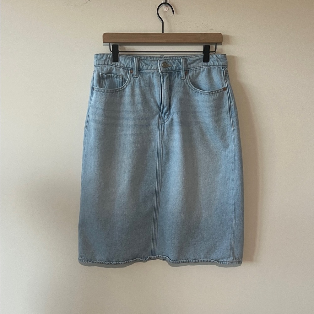 Old Navy Extra High-rise denim skirt with secret smooth pockets Size 12